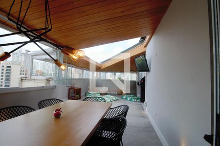 Apartamento à venda com 150m², 2 quartos e 2 vagas Apartamento à venda com 150m², 2 quartos e 2 vagasCobertura