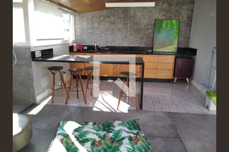 Apartamento à venda com 150m², 2 quartos e 2 vagas Apartamento à venda com 150m², 2 quartos e 2 vagasCobertura