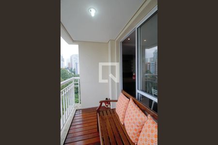 Apartamento à venda com 150m², 2 quartos e 2 vagas Apartamento à venda com 150m², 2 quartos e 2 vagasVaranda da Sala