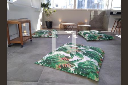 Apartamento à venda com 150m², 2 quartos e 2 vagas Apartamento à venda com 150m², 2 quartos e 2 vagasCobertura