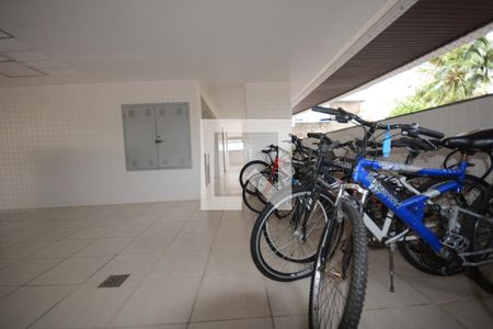 Área comum Bicicletario de apartamento para alugar com 4 quartos, 105m² em Vila Valqueire, Rio de Janeiro