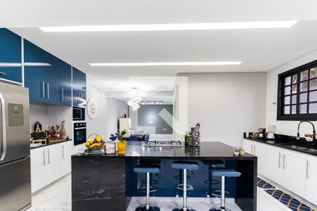 Casa à venda com 250m², 4 quartos e 2 vagasCozinha