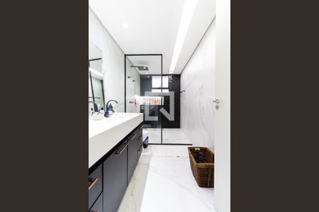 Casa à venda com 250m², 4 quartos e 2 vagasBanheiro do Quarto 2