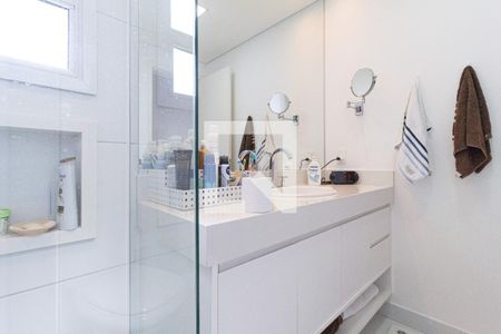 Apartamento à venda com 113m², 3 quartos e 3 vagasBanheiro da suíte 3