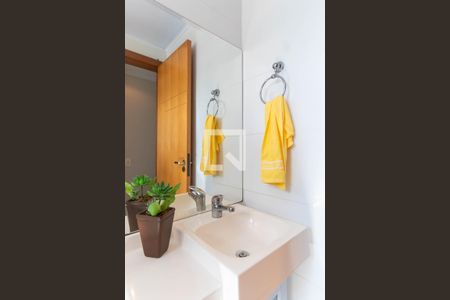 Apartamento à venda com 65m², 2 quartos e 2 vagasBanheiro