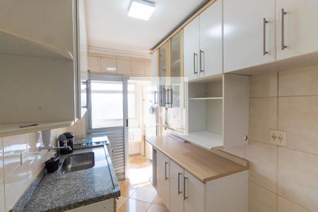 Apartamento à venda com 65m², 2 quartos e 2 vagasCozinha