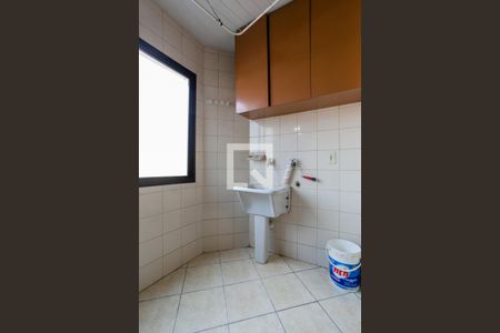 Apartamento à venda com 74m², 3 quartos e 1 vagaÁrea de serviço