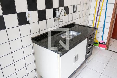 Apartamento para alugar com 45m², 2 quartos e 1 vaga Apartamento para alugar com 45m², 2 quartos e 1 vagaCozinha e Área de Serviço