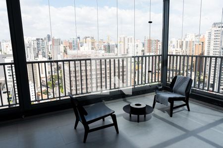 Apartamento à venda com 75m², 1 quarto e 1 vagaSacada