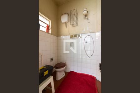 Casa à venda com 338m², 4 quartos e 2 vagasEdícula banheiro 