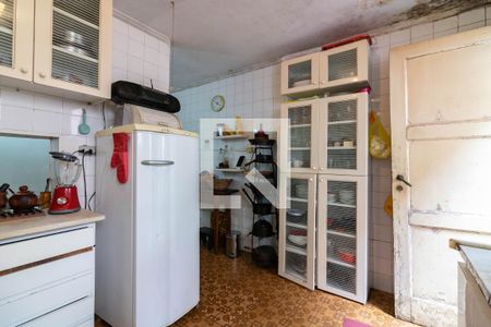 Casa à venda com 338m², 4 quartos e 2 vagasCozinha 
