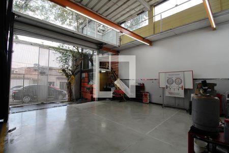 Casa para alugar com 300m², 3 quartos e 10 vagasGARAGEM