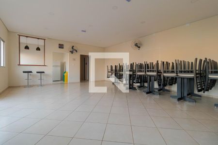 Apartamento à venda com 48m², 2 quartos e 1 vaga Apartamento à venda com 48m², 2 quartos e 1 vagaÁrea comum - Salão de festas