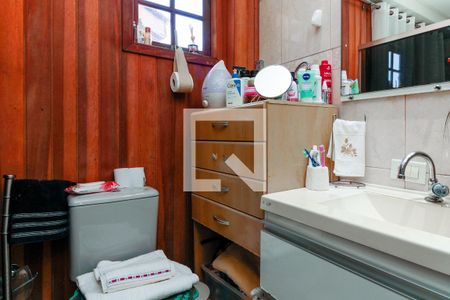 Casa à venda com 200m², 3 quartos e 2 vagas Casa à venda com 200m², 3 quartos e 2 vagasBanheiro da Suíte