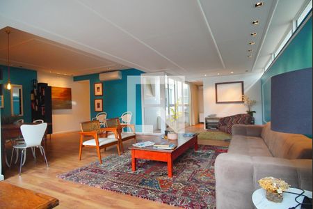 Apartamento à venda com 113m², 2 quartos e 1 vagaSala