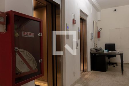 Apartamento à venda com 61m², 1 quarto e sem vagaÁrea comum