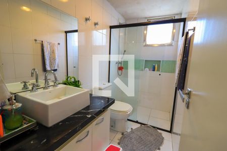 Apartamento à venda com 160m², 3 quartos e 3 vagas Apartamento à venda com 160m², 3 quartos e 3 vagasBanheiro