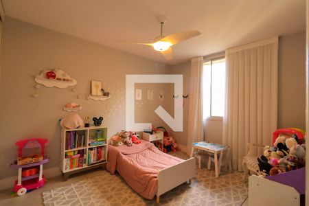 Apartamento à venda com 160m², 3 quartos e 3 vagas Apartamento à venda com 160m², 3 quartos e 3 vagasQuarto 1