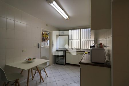 Apartamento à venda com 160m², 3 quartos e 3 vagas Apartamento à venda com 160m², 3 quartos e 3 vagasCozinha