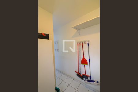 Apartamento à venda com 160m², 3 quartos e 3 vagas Apartamento à venda com 160m², 3 quartos e 3 vagasÁrea de Serviço