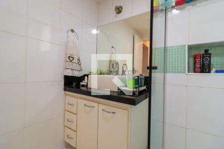 Apartamento à venda com 160m², 3 quartos e 3 vagas Apartamento à venda com 160m², 3 quartos e 3 vagasBanheiro da Suíte