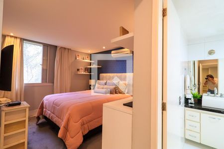 Apartamento à venda com 160m², 3 quartos e 3 vagas Apartamento à venda com 160m², 3 quartos e 3 vagasSuíte