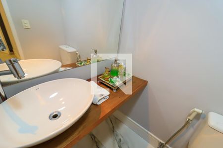 Apartamento à venda com 160m², 3 quartos e 3 vagas Apartamento à venda com 160m², 3 quartos e 3 vagasLavabo