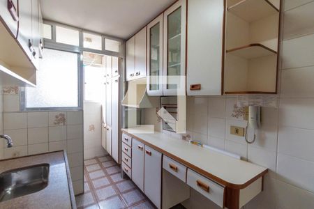 Apartamento à venda com 55m², 2 quartos e 1 vagaCozinha
