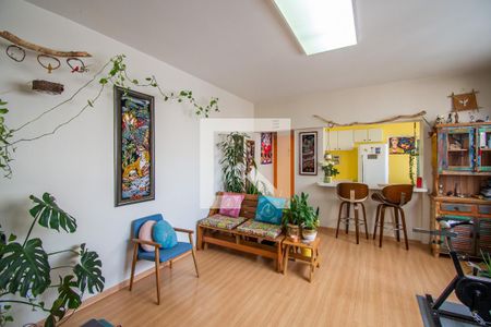 Sala de apartamento à venda com 1 quarto, 60m² em Cambuí, Campinas