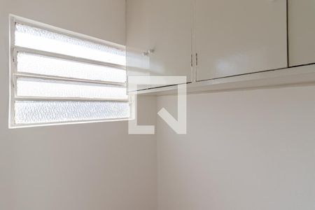 Apartamento à venda com 111m², 2 quartos e sem vagaQuarto de Serviço