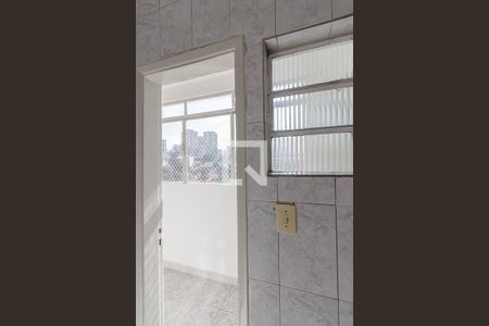 Apartamento à venda com 111m², 2 quartos e sem vagaBanheiro de Serviço