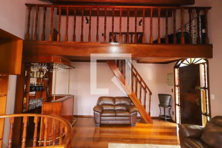 Sala de casa à venda com 4 quartos, 350m² em Vila Santa Maria, São Paulo