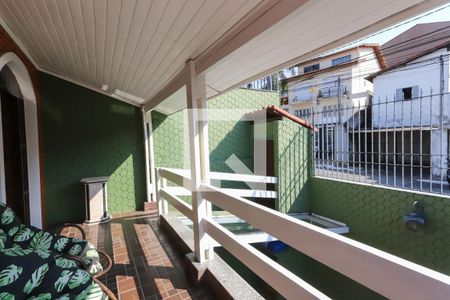 Sacada de casa à venda com 4 quartos, 350m² em Vila Santa Maria, São Paulo