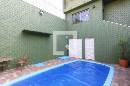 Casa à venda com 350m², 4 quartos e 6 vagasQuintal