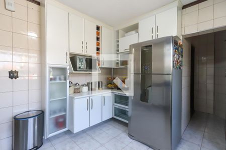 Casa à venda com 350m², 4 quartos e 6 vagasCozinha