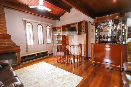 Sala de casa à venda com 4 quartos, 350m² em Vila Santa Maria, São Paulo