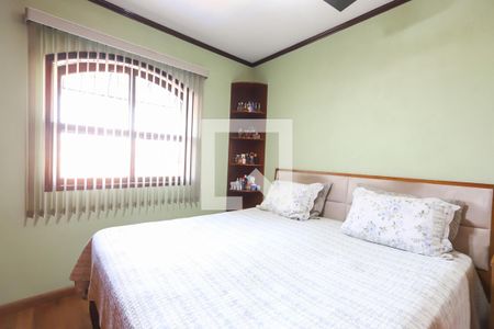 Casa à venda com 350m², 4 quartos e 6 vagasSuíte 2