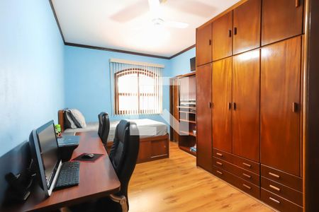 Casa à venda com 350m², 4 quartos e 6 vagasSuíte 1