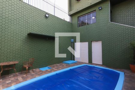 Casa à venda com 350m², 4 quartos e 6 vagasQuintal