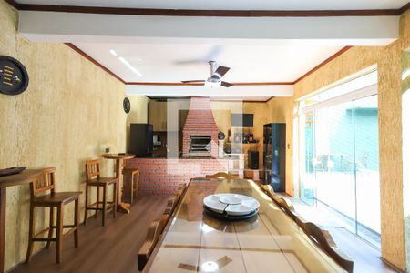 Casa à venda com 350m², 4 quartos e 6 vagasEspaço Gourmet