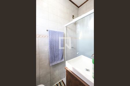 Casa à venda com 350m², 4 quartos e 6 vagasBanheiro da Suíte 1