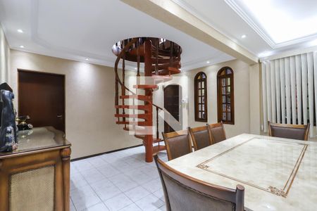 Sala de casa à venda com 4 quartos, 350m² em Vila Santa Maria, São Paulo