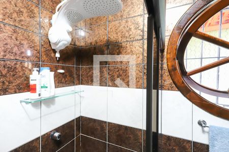Casa à venda com 350m², 4 quartos e 6 vagasBanheiro Social