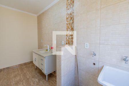 Apartamento para alugar com 42m², 2 quartos e 1 vaga Apartamento para alugar com 42m², 2 quartos e 1 vagaCozinha e Área de Serviço
