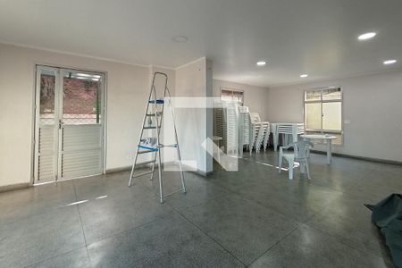 Apartamento para alugar com 50m², 2 quartos e 1 vagaÁrea comum - Salão de festas