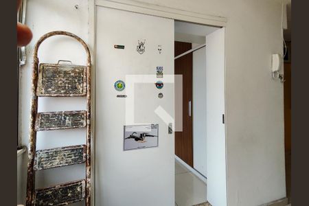 Apartamento à venda com 81m², 3 quartos e 1 vagaÁrea de Serviço