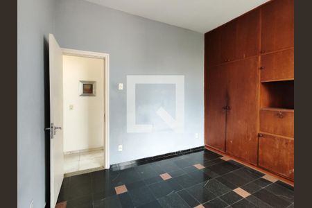 Apartamento à venda com 81m², 3 quartos e 1 vagaQuarto 2