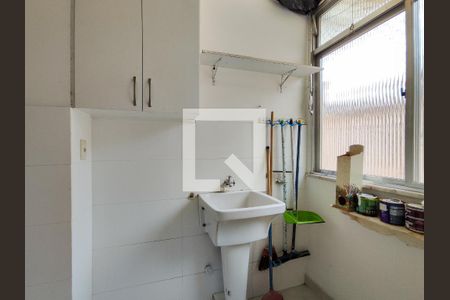 Apartamento à venda com 81m², 3 quartos e 1 vagaÁrea de Serviço