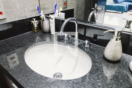 Apartamento à venda com 51m², 1 quarto e 1 vagaBanheiro Pia