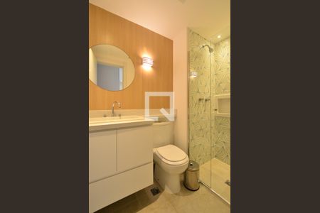 Apartamento à venda com 69m², 2 quartos e 1 vaga Apartamento à venda com 69m², 2 quartos e 1 vagaBanheiro Social